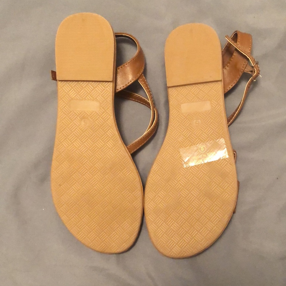 Sandals - Picture 3 of 4
